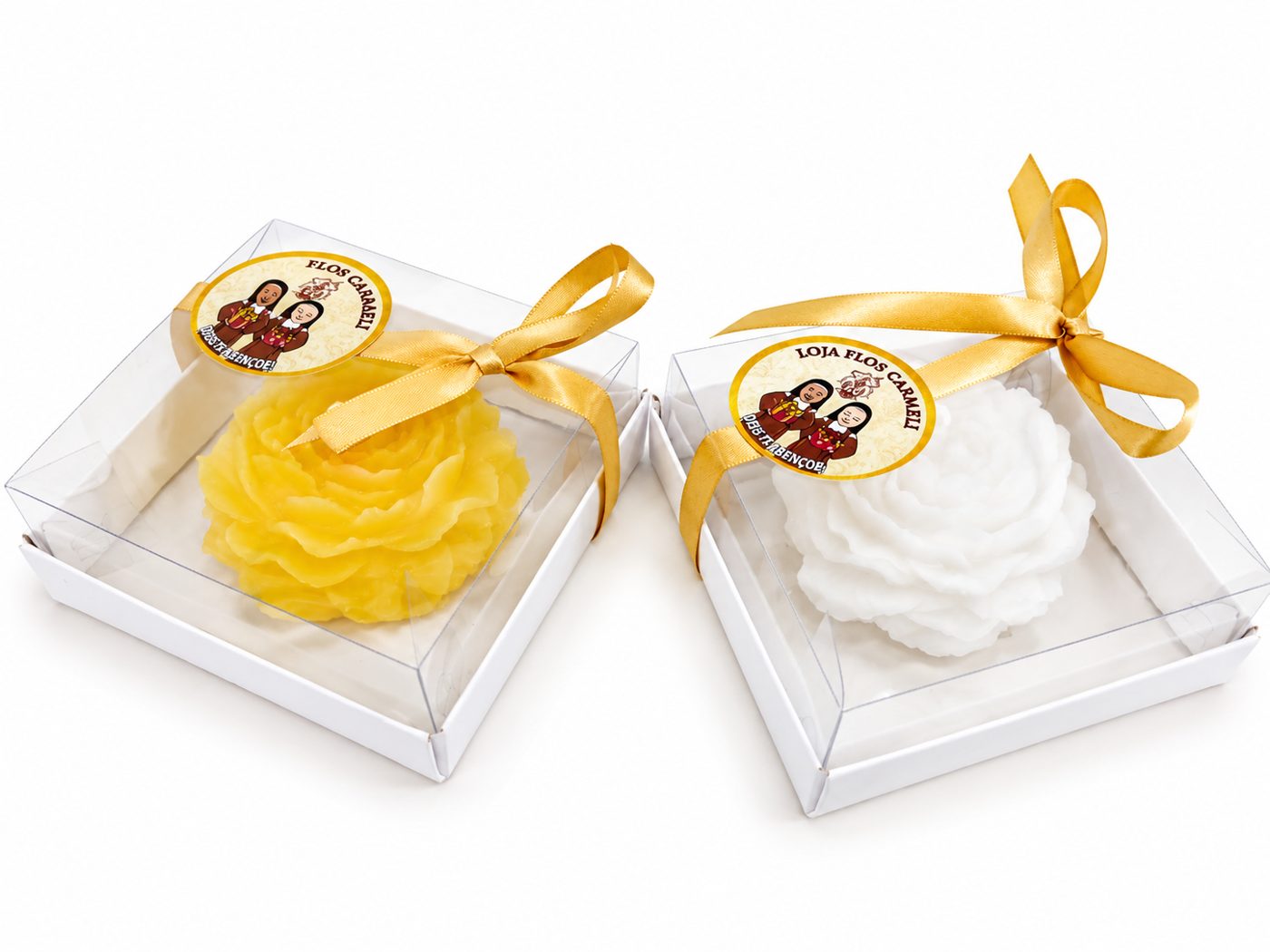 Sabonetes de rosa amarelo e branco