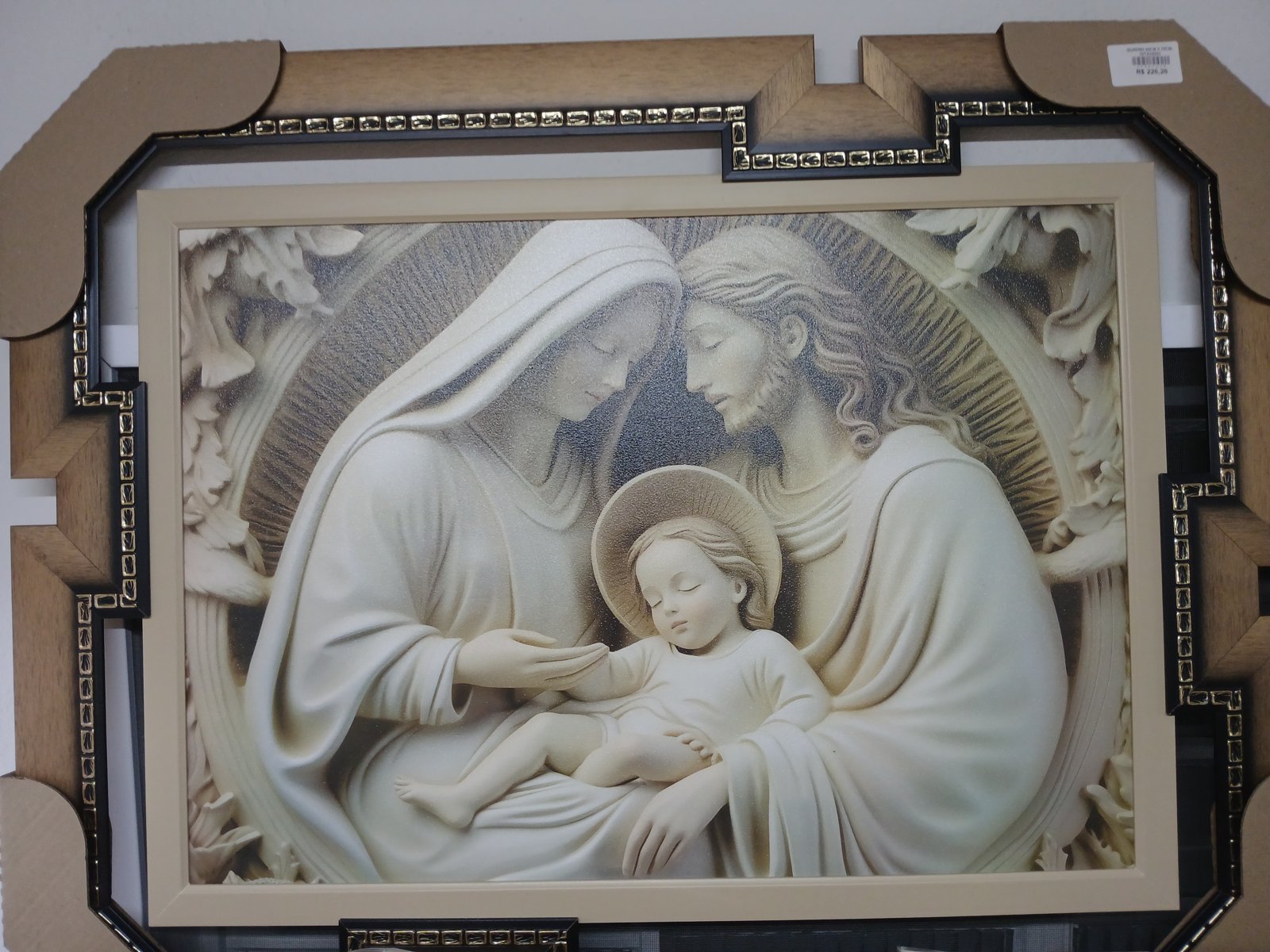 Quadro da Sagrada Família em relevo